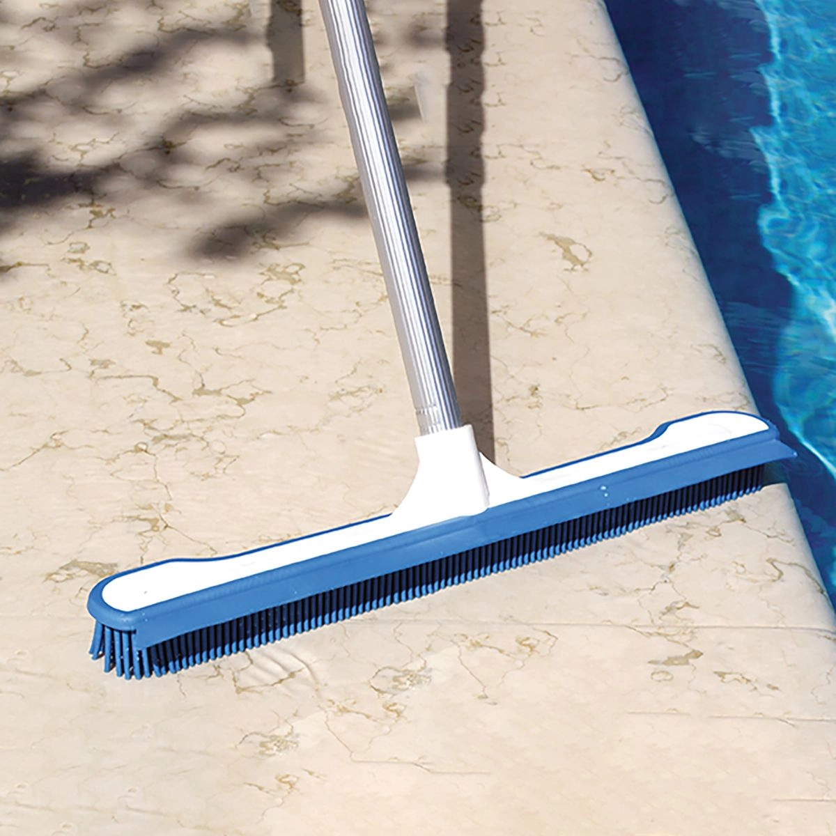 Balai Multi-usages 40 Cm pour Piscine - Nettoyage Manuel Efficace 1 Balai Multi-usages 40 Cm pour Piscine - Nettoyage Manuel Efficace