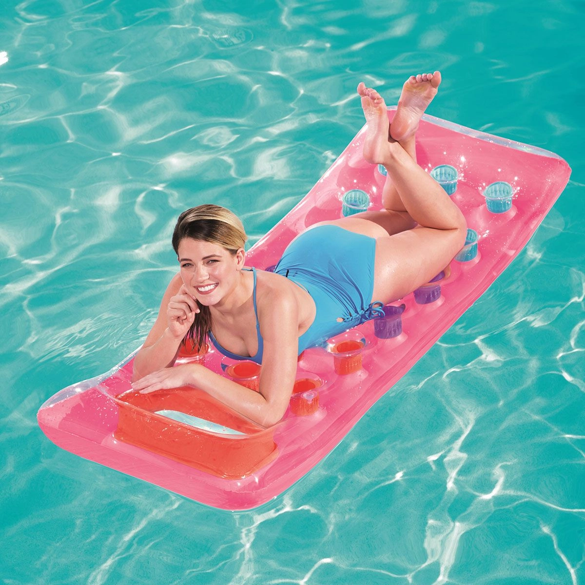 Matelas Hublot 188 cm - Confort et Style pour Piscine | Équipement Piscine 1 Matelas Hublot 188 cm - Confort et Style pour Piscine | Équipement Piscine